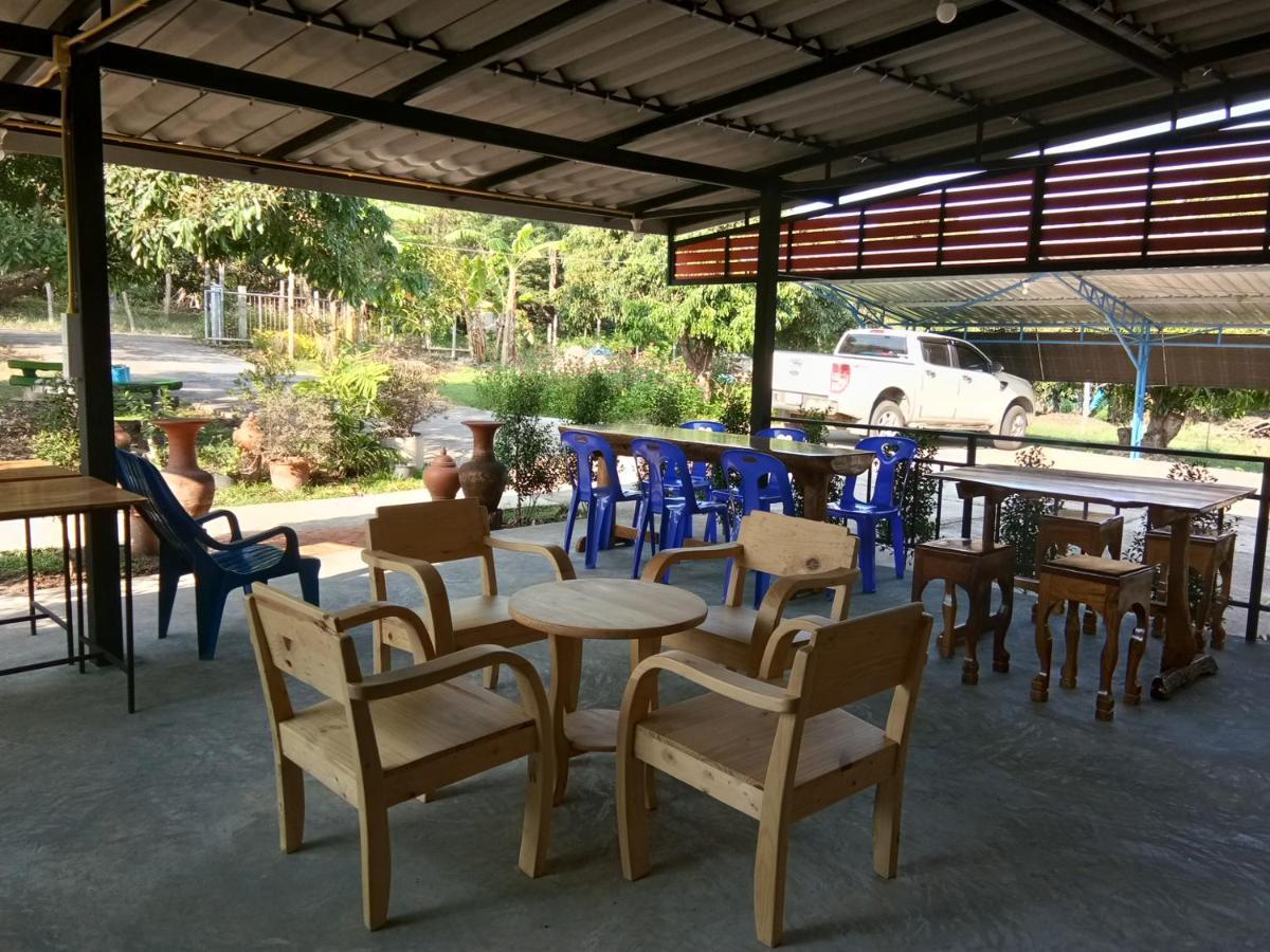 Ban Suan Sukjai Mae Sariang Hotel Exterior photo